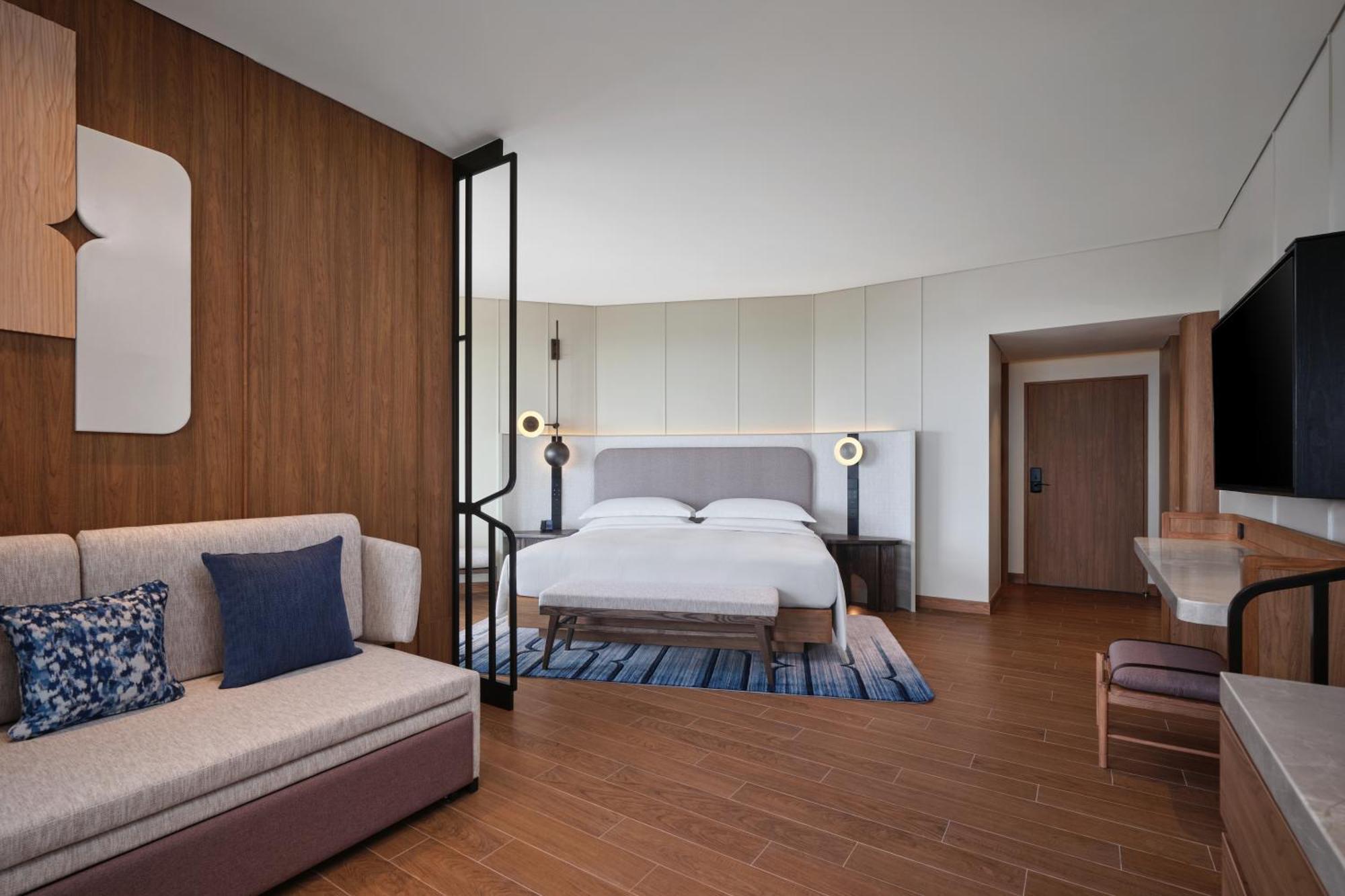 Курортный комплекс Hilton & 5*